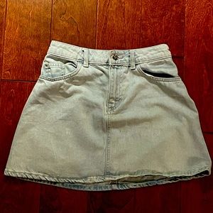 H&M Size 6 Light Blue Denim skirt
